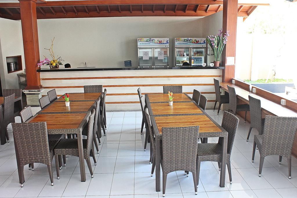 Legian Hostel Mirah מראה חיצוני תמונה