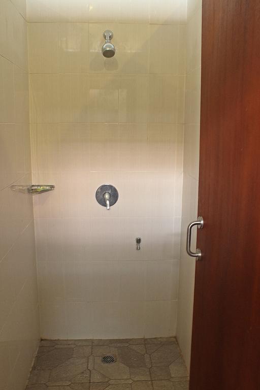 Legian Hostel Mirah חדר תמונה