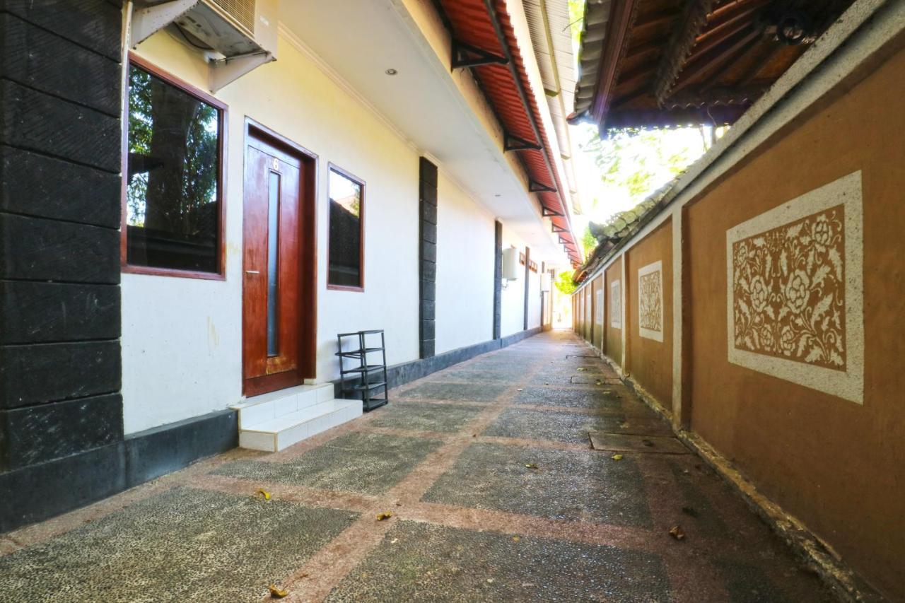 Legian Hostel Mirah מראה חיצוני תמונה