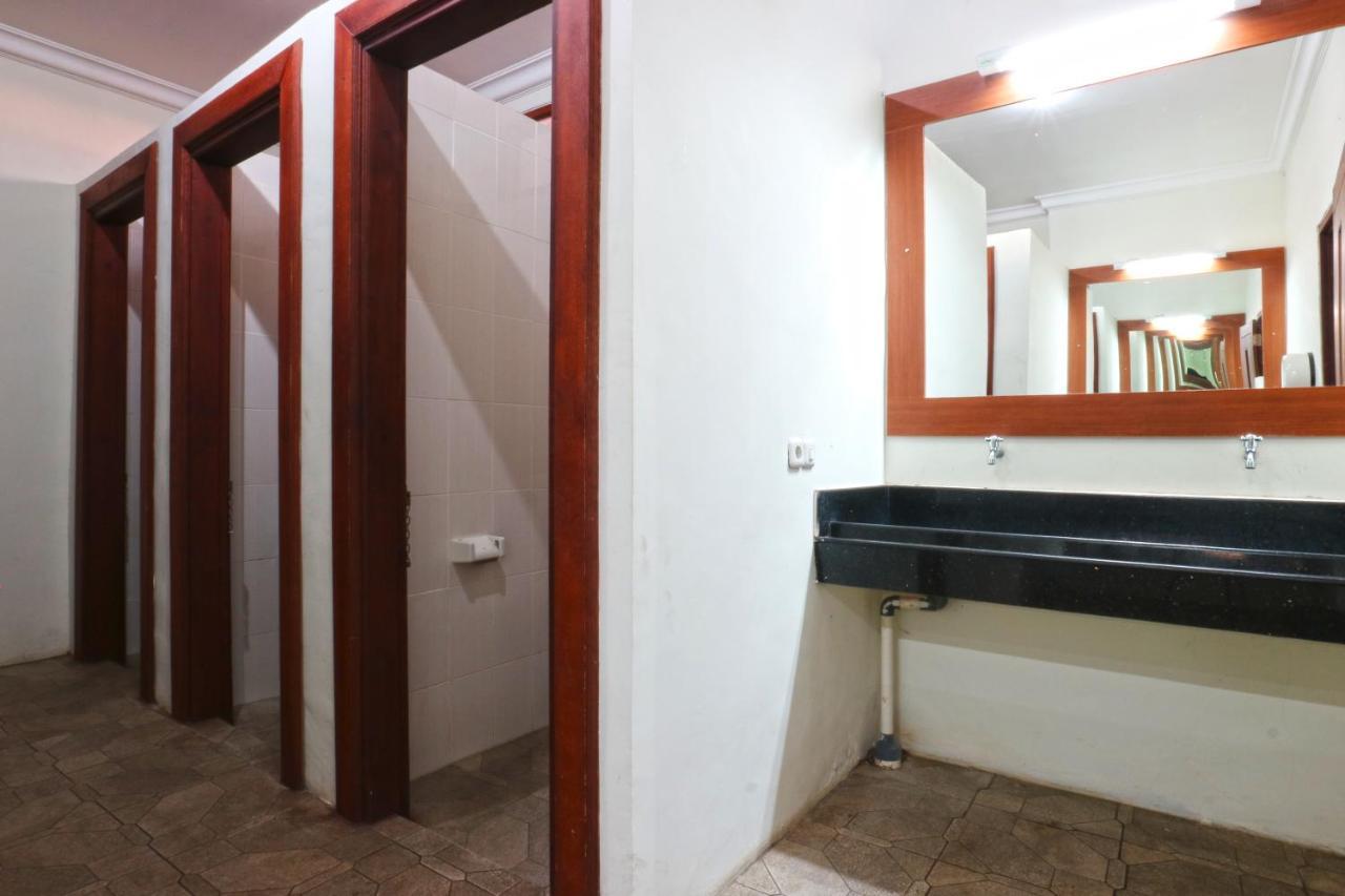 Legian Hostel Mirah מראה חיצוני תמונה