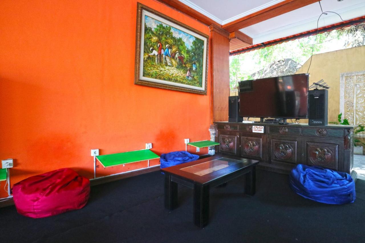 Legian Hostel Mirah מראה חיצוני תמונה